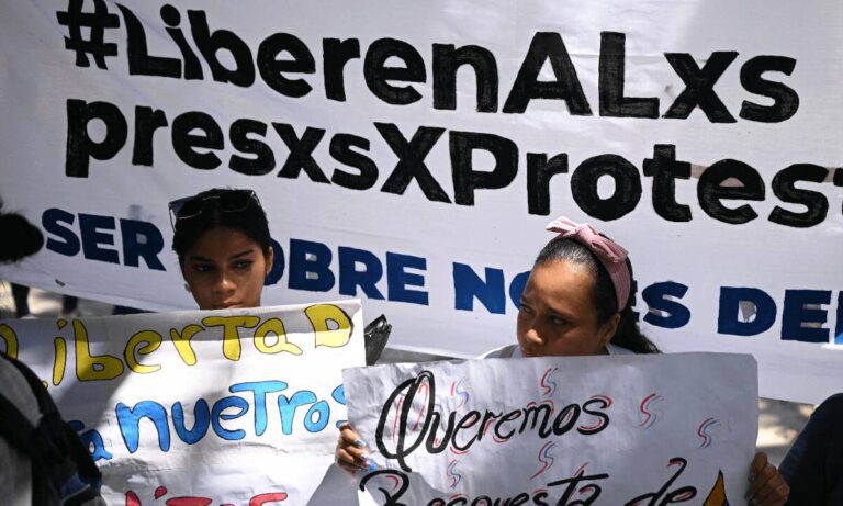 Docentes piden la libertad de menores detenidos ante inicio del año escolar