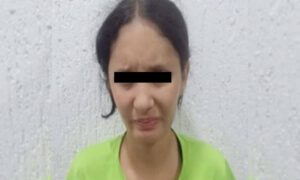 Arrestan a madre por agredir a golpes y mordiscos a su bebé de 1 año