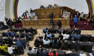AN 2020 realiza Foro Parlamentario Mundial Antifascista