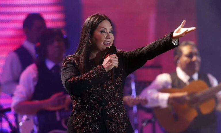 Ana Gabriel cerrará su gira mundial en Santo Domingo durante diciembre