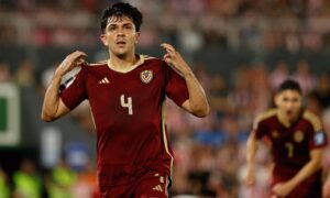 Aramburu figura en el 11 ideal de la fecha de eliminatorias