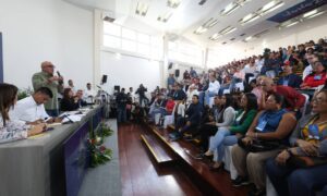 Oficialismo espera reformar leyes electorales antes del 15 de diciembre