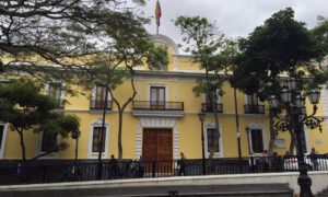 Gobierno sostiene que Guyana es “heredera” de un “despojo colonial” del Reino Unido