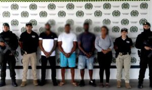 Detienen en San Andrés a dos funcionarios locales y un nicaragüense por tráfico de migrantes