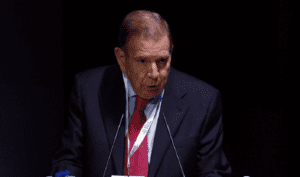 González Urrutia afirma que acusaciones de la Fiscalía son por su trabajo en el exterior
