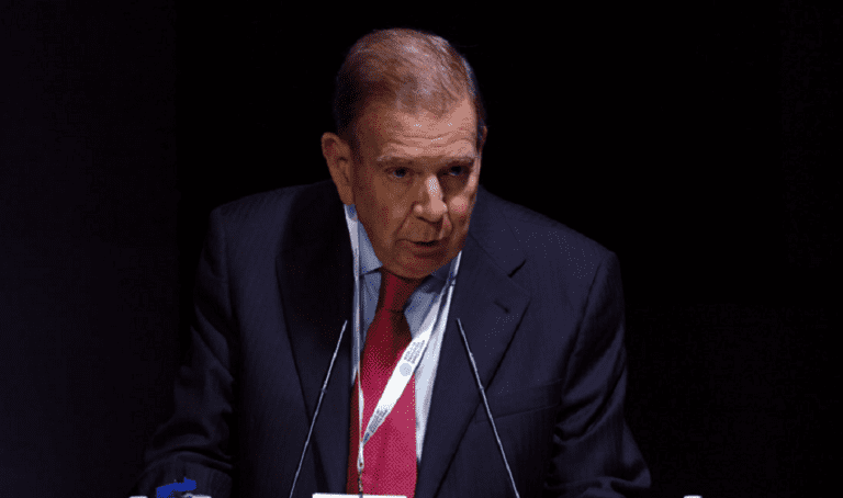 González Urrutia afirma que acusaciones de la Fiscalía son por su trabajo en el exterior
