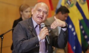 Familia de Eduardo Labrador teme que quede parapléjico en la cárcel