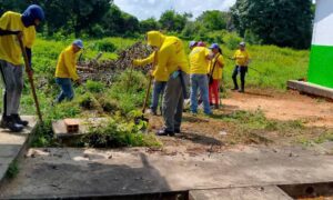 Gobernación del Zulia inicia jornada de saneamiento en la Escuela Luis Aparicio Montiel