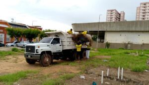 Gobernación continúa con las operaciones de saneamiento en Maracaibo