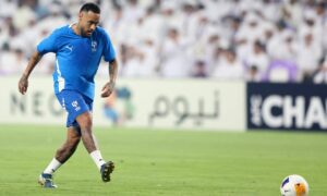 Neymar regresa a los terrenos de juego un año después