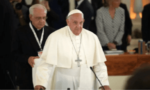 El Papa recuerda que la Iglesia debe acoger a parejas convivientes y divorciados