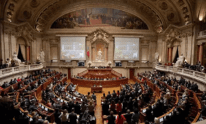 Parlamento de Portugal rechaza iniciativa para reconocer a González Urrutia como vencedor