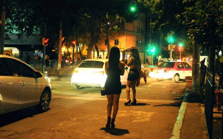 Acusan al “Tren de Aragua” de prostituir a 90 venezolanas en México