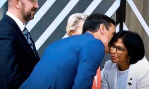 Revelan que Sánchez dio su “ok” para que Delcy Rodríguez llegara a España en 2020
