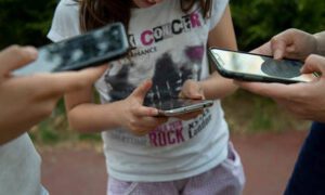 Ministra de Ciencia y Tecnología: Más del 62 % de los contenidos en redes contiene “violencia”