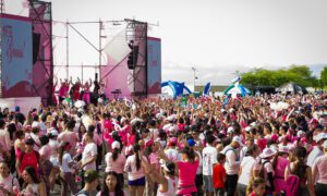 La “24ª Caminata por la Vida” de Famac llena de esperanza las calles de Maracaibo