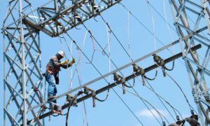 Ministro de Energía atribuye fluctuaciones eléctricas a un ataque contra el SEN