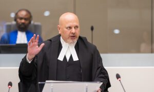 Fiscal Karim Khan podría volver a la CPI