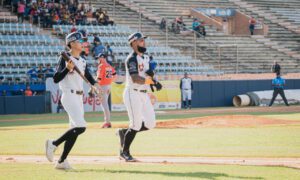 Águilas enfrenta a Tiburones en el Día de la Chinita