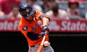 Altuve gana por séptima vez el Bate de Plata de la Liga Americana e iguala a Miguel Cabrera