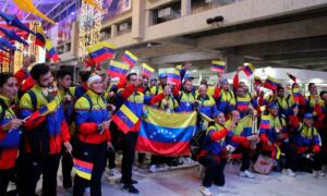 Atletas arriban al país con 18 preseas de los Juegos Panamericanos de Sordos