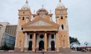 Basílica de La Chinita convoca a una vigilia de oración previa a la doble canonización