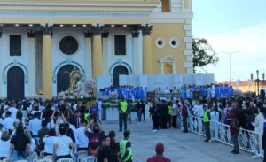 Con fe y devoción los zulianos asisten a la Basílica para la solemnidad de la Chinita