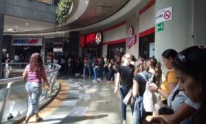 Centros comerciales esperan aumento en ventas y flujo de personas en “Black Friday” y Navidad