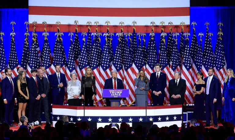 Trump se atribuye la victoria “que no se había visto antes. Voy a ser el 47º presidente”