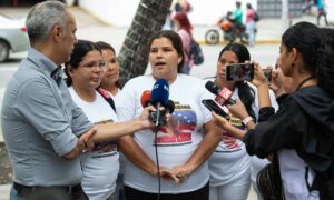 Familiares afirman que el MP prometió agilizar procesos de detenidos tras 28J