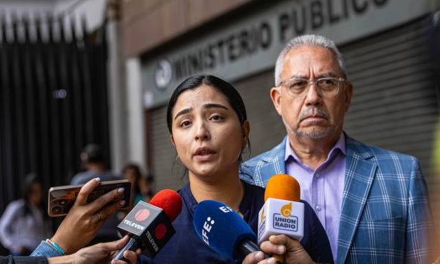 Familiares de políticos detenidos piden la mediación de organismos de DD. HH.