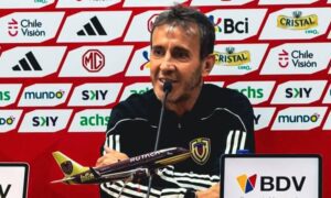 Fernando “Bocha” Batista en Chile: “Nosotros venimos a buscar los 3 puntos”