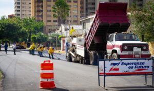 Gobernador inicia trabajos de modernización del eje vial 9B en Maracaibo