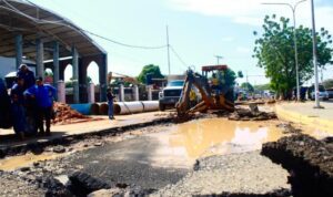 Gobernador inspecciona trabajos de recuperación de obras de vialidad y deportivas en Maracaibo