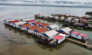 Rehabilitan 78 viviendas del sector Los Palafitos en Santa Rosa de Agua