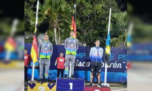 Piero Tordecilla gana bronce para el Zulia en los 50 metros espalda