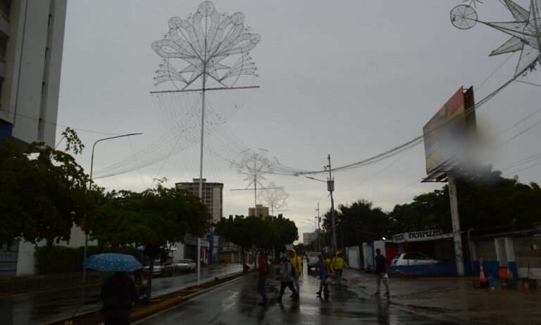 Pronostican lluvias con más extensión en la tarde y noche este viernes en el Zulia