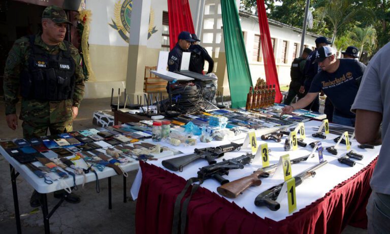 Gobierno anuncia la toma de la cárcel de El Dorado: Capturan a 17 pranes
