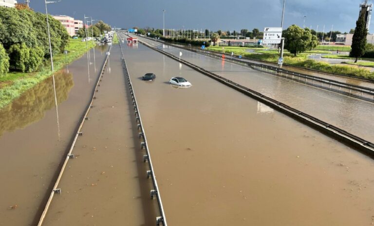 Lluvias torrenciales en España inundan ahora Tarragona y Barcelona