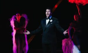 Sebastián Yatra debuta en Broadway como parte del elenco de “Chicago”