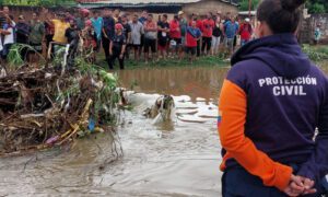 Joven de 19 años desaparece en la cañada Fénix durante lluvias en Maracaibo