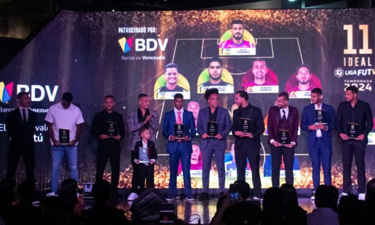 La Liga Futve reconoce a los futbolistas más destacados del año