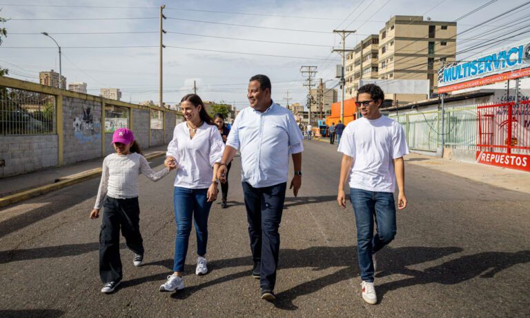 Vanessa Linares exige la liberación de Rafael Ramírez a 60 días de su detención