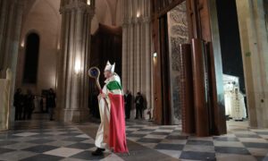Arzobispo de París reabre oficialmente la catedral de Notre Dame