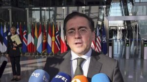 Canciller español afirma que cambio de embajador se realiza “con toda normalidad”
