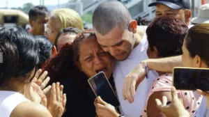Denuncian amenazas contra excarcelados para que no cuenten lo vivido en prisión