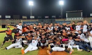 Las Águilas clasifican al round robin tras derrotar a los Tigres