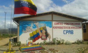 Privados de libertad trasladados de El Dorado a Puente Ayala tienen mes y medio incomunicados