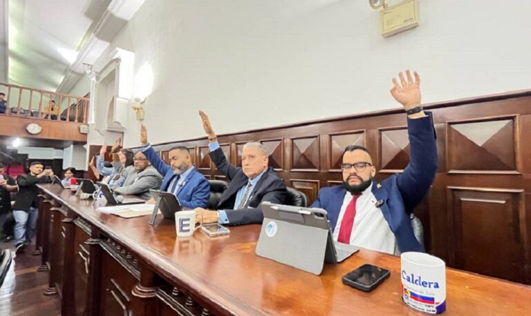 El Clez aprueba el presupuesto del estado para el ejercicio fiscal 2025
