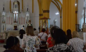 En Santa Lucía celebran las fiestas de su patrona